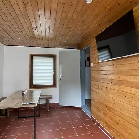 Brodsky E1064 Semesterbostad *