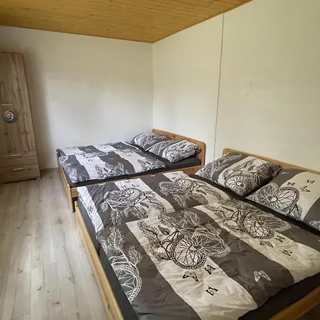 Brodsky E1064 Semesterbostad